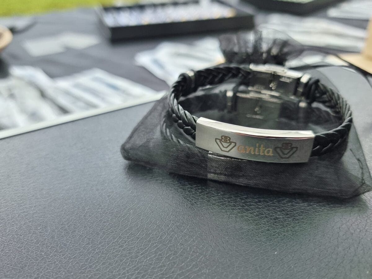 leren armband cadeau met RVS detail